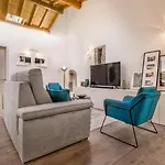 Aparthotel Veronetta Stunning Rooftop With Lift Verona