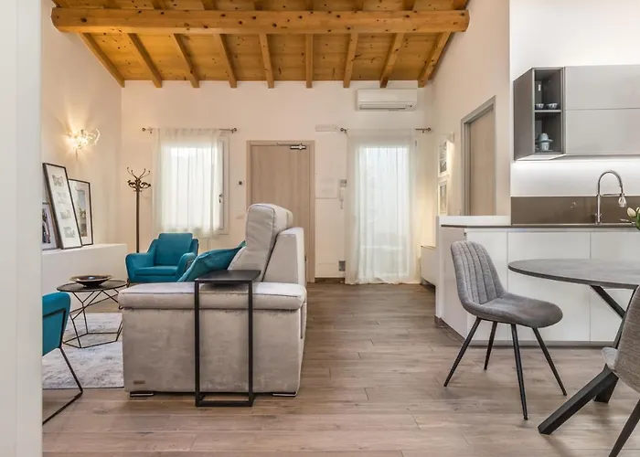 Veronetta Stunning Rooftop With Lift Verona