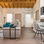 Veronetta Stunning Rooftop With Lift Verona